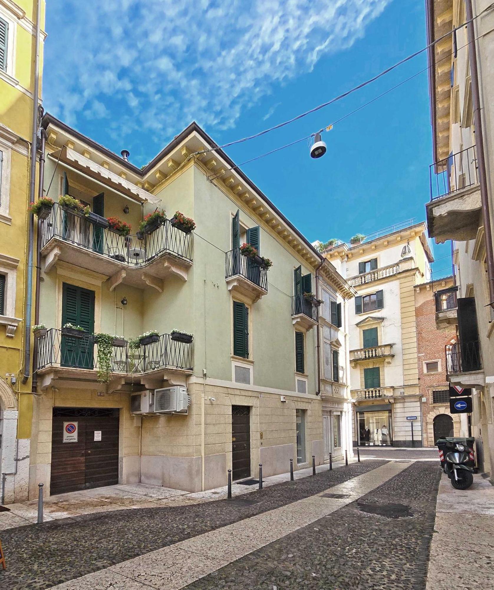 Mva Madama Verona Aparments Экстерьер фото